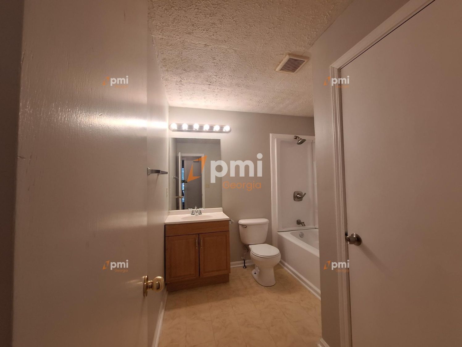 Gorgeous 3 Bedroom Home in Douglasville, Ga! property image