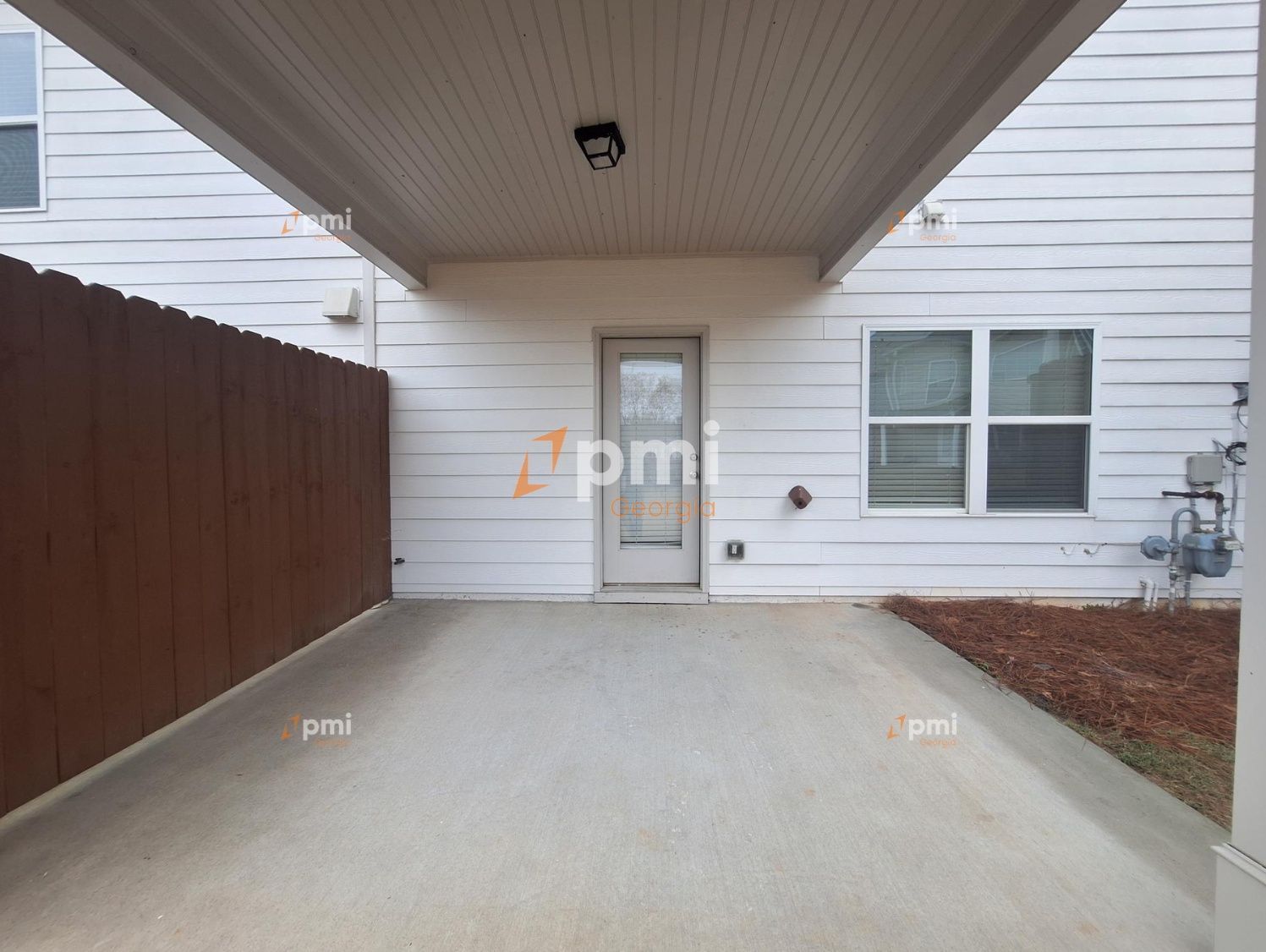 Gorgeous 3 Bedroom Townhome in Buford, Ga! property image