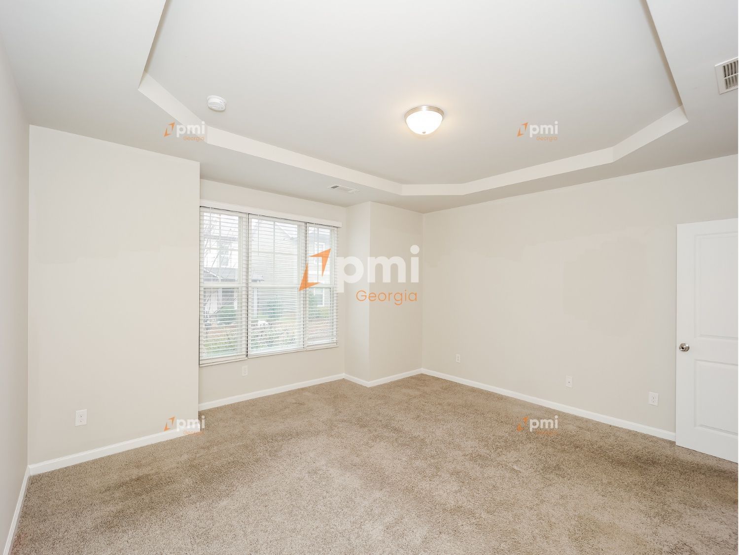 Gorgeous 4 Bedroom Home in College Park, Ga! property image