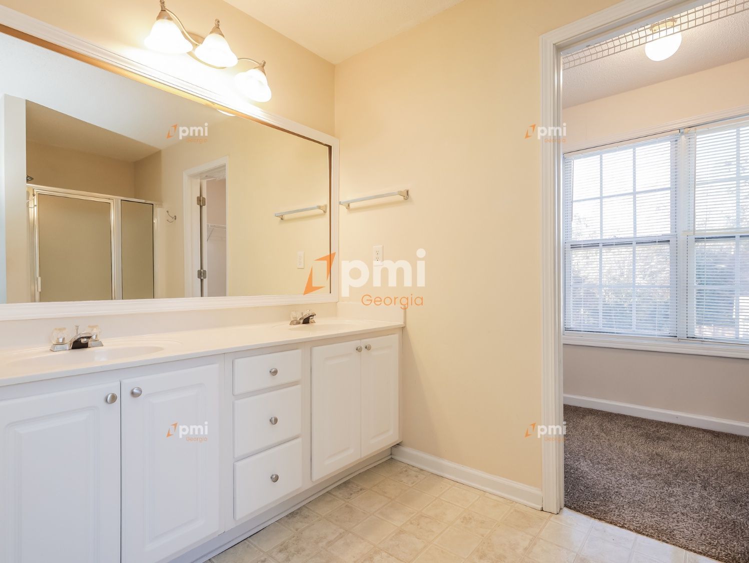 Move in special! Stunning 4 Bedroom Home in McDonough, Ga! property image