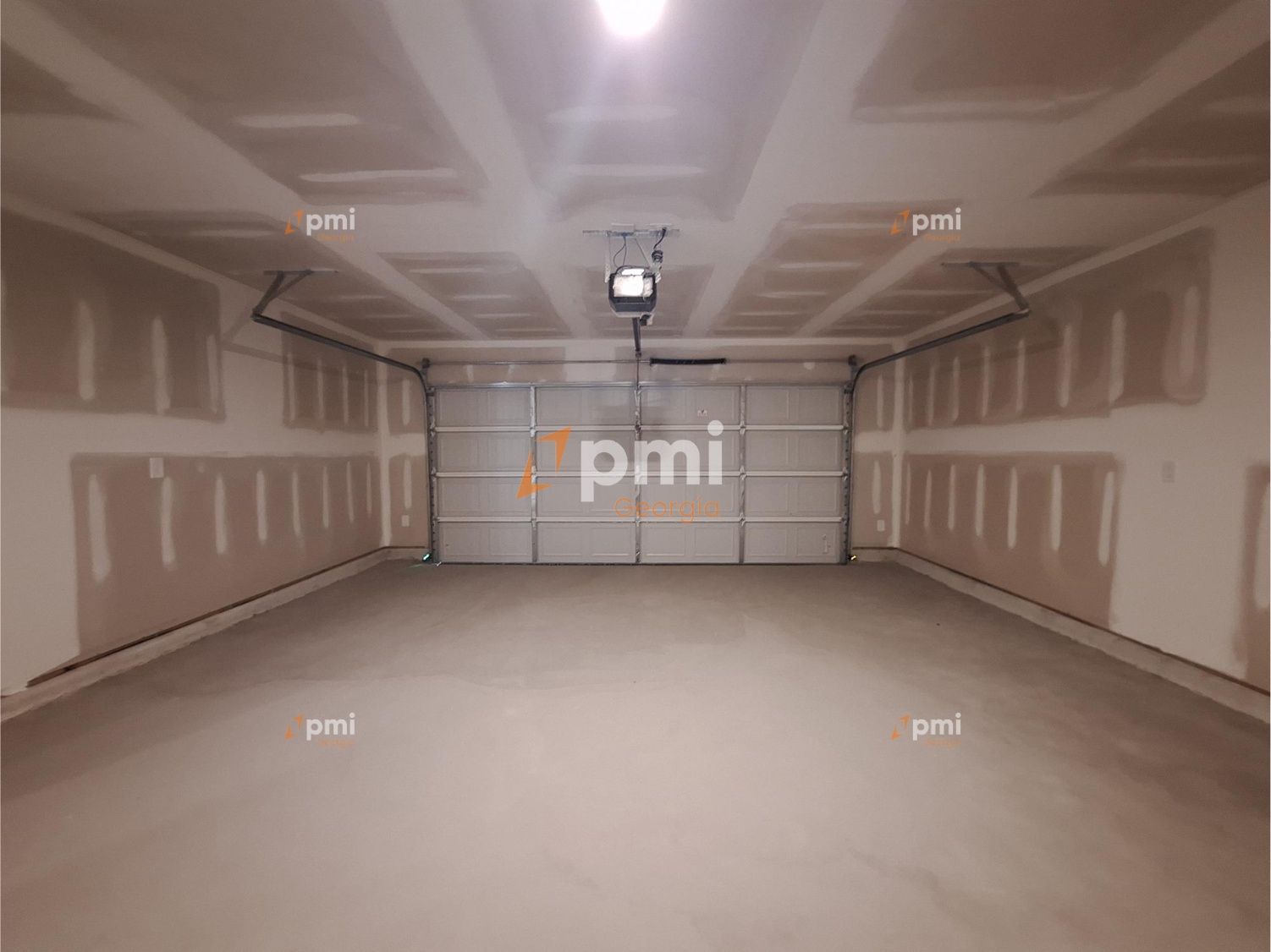 Beautiful New Construction Home in Bonaire, Ga! property image