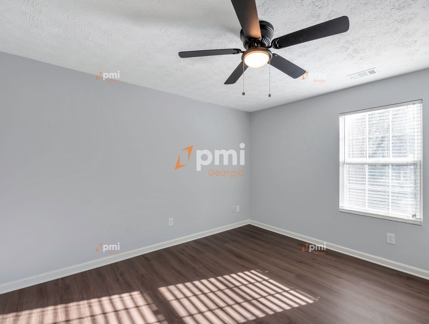 Stunning 4 Bedroom Home in Riverdale, Ga! property image