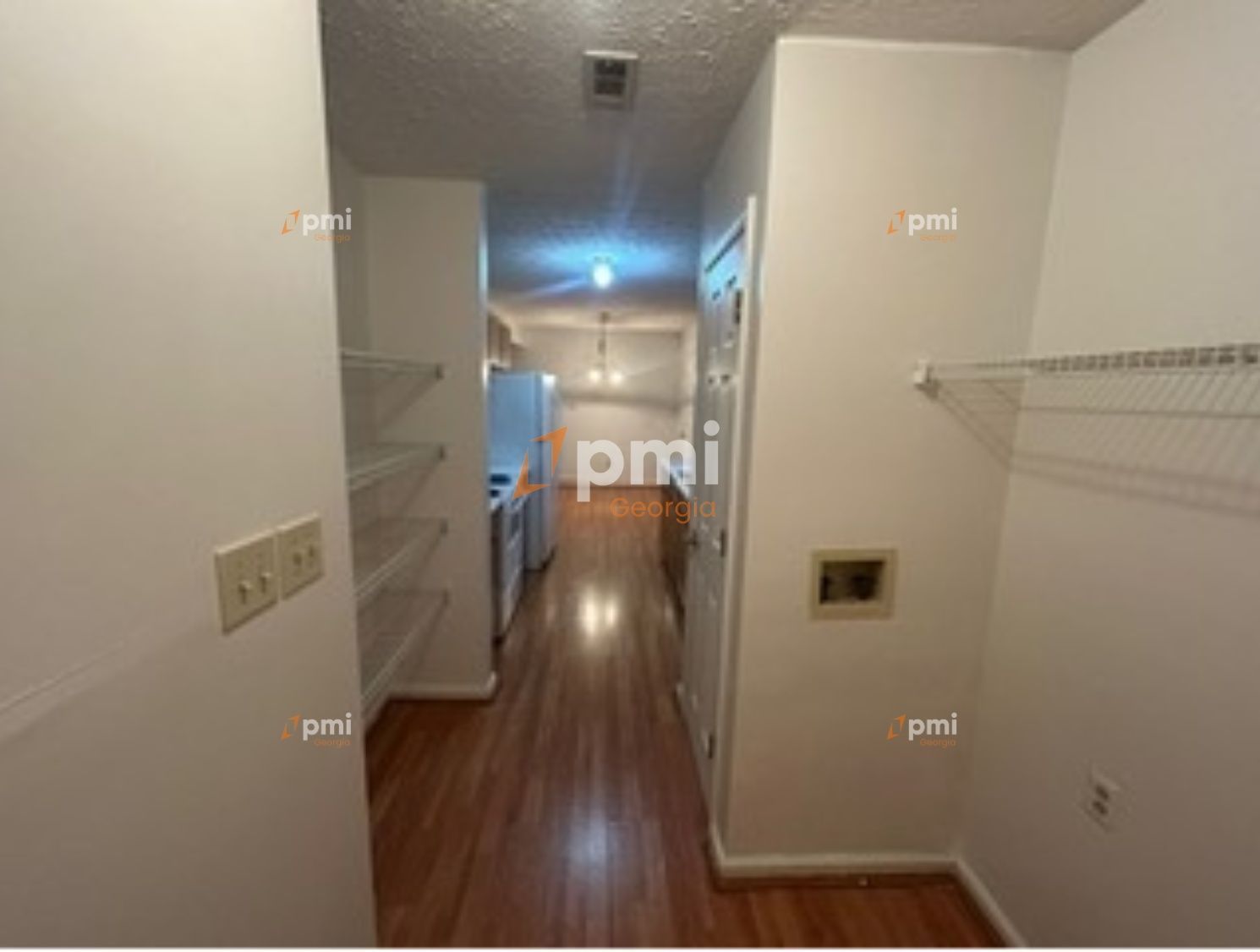 Charming 3 Bedroom Home in College Park, Ga! property image