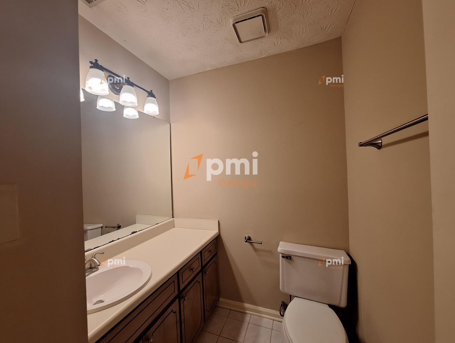 Gorgeous 3 Bedroom Home in Peachtree City property image