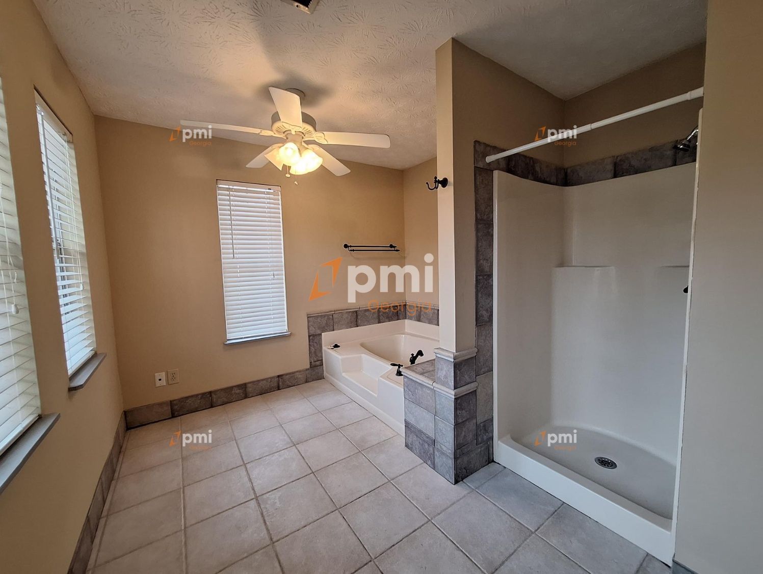 Gorgeous 3 Bedroom Home in Peachtree City property image