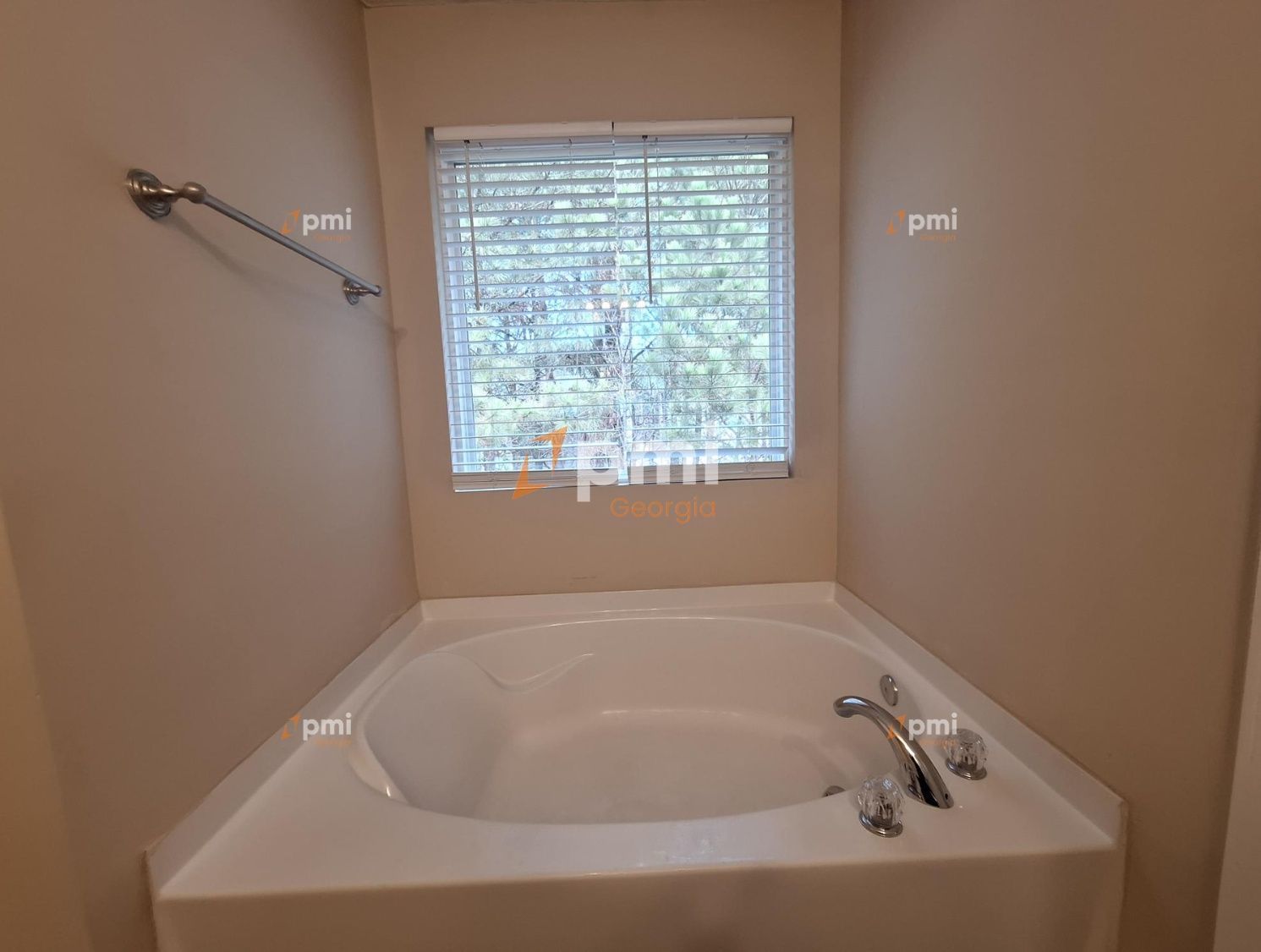 Stunning 3 Bedroom home in Atlanta, Ga! property image