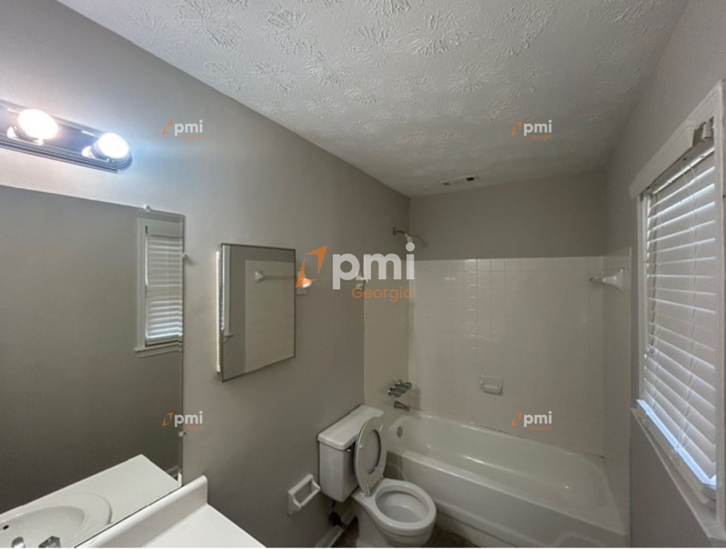 Stunning 3 Bedroom Home in Lawrenceville, Ga! property image