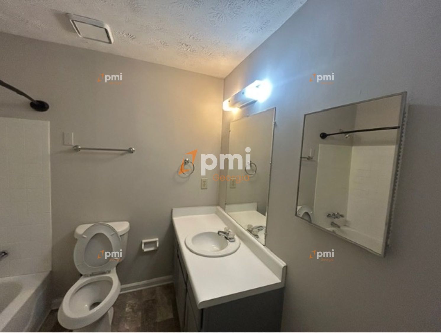 Stunning 3 Bedroom Home in Lawrenceville, Ga! property image