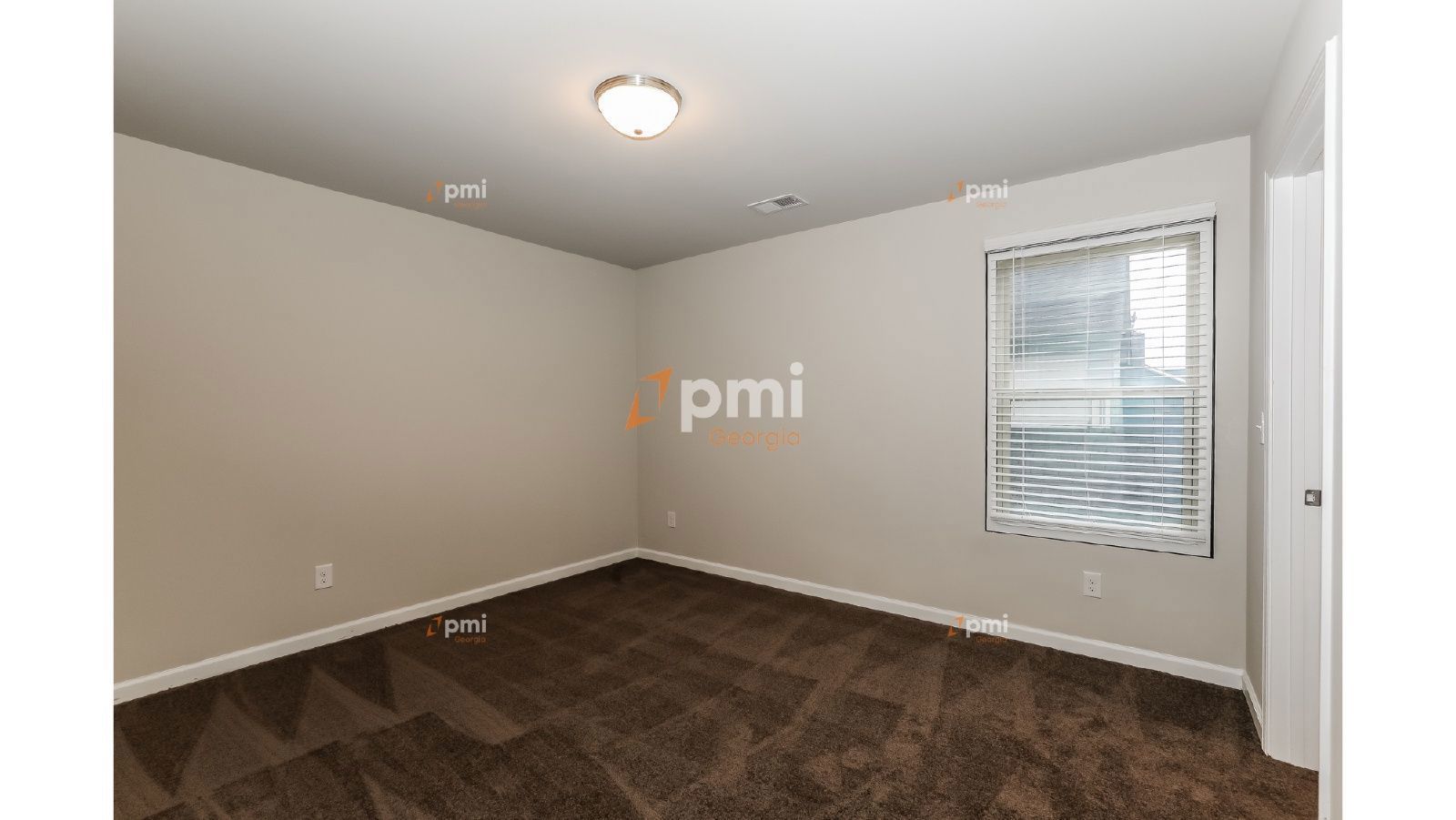 Gorgeous 4 Bedroom Home in College Park, Ga! property image