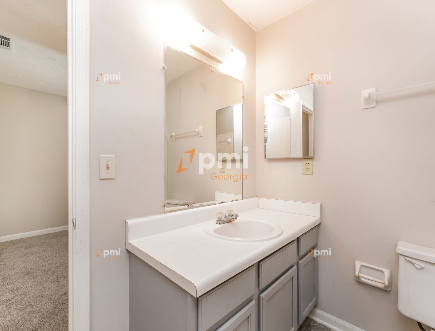 Stunning 3 Bedroom Home in Lawrenceville, Ga! property image