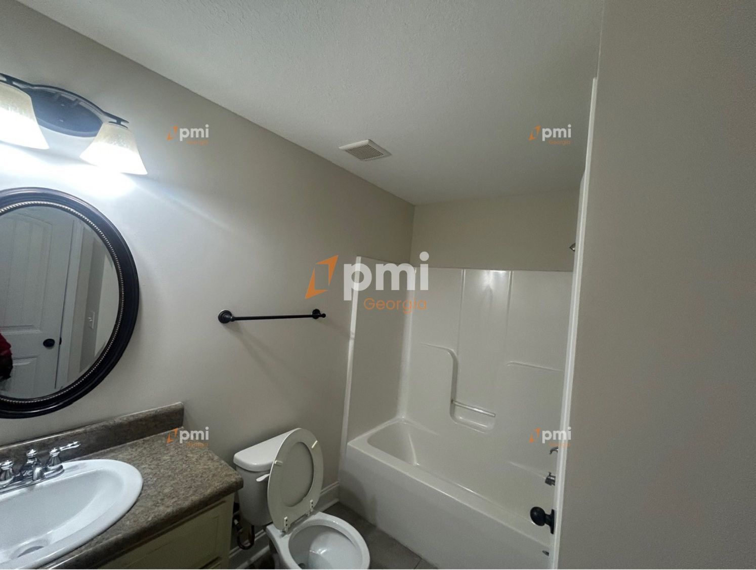 Coming Soon! Stunning 3 Bedroom Home in Warner Robins, Ga! property image