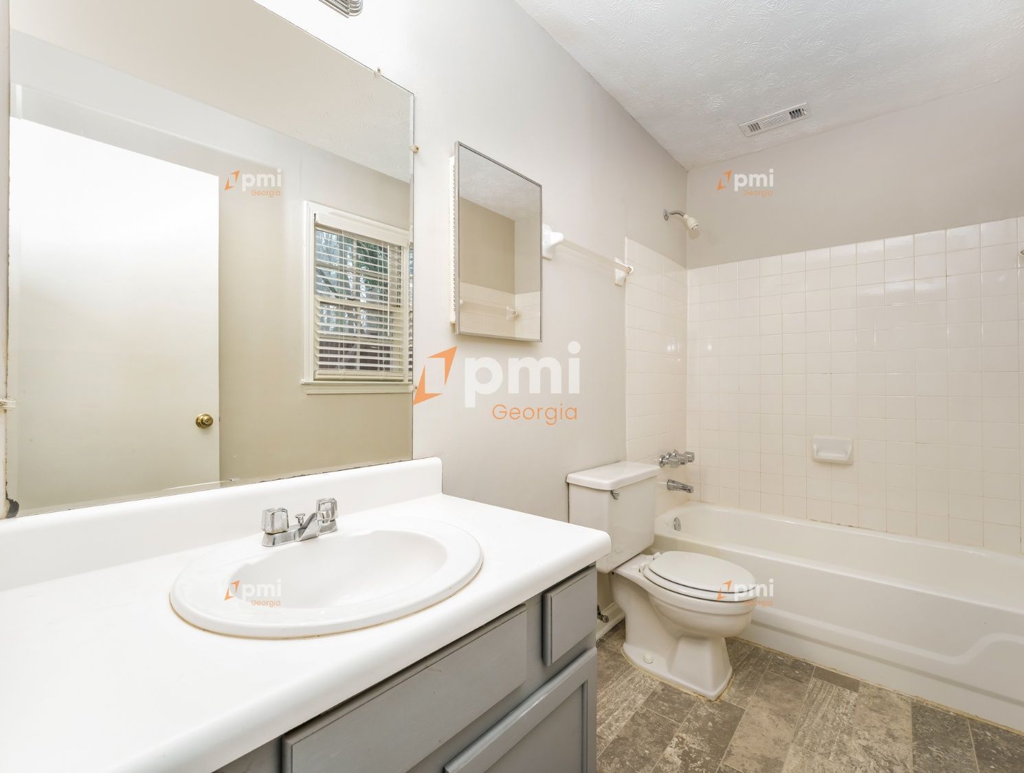 Stunning 3 Bedroom Home in Lawrenceville, Ga! property image