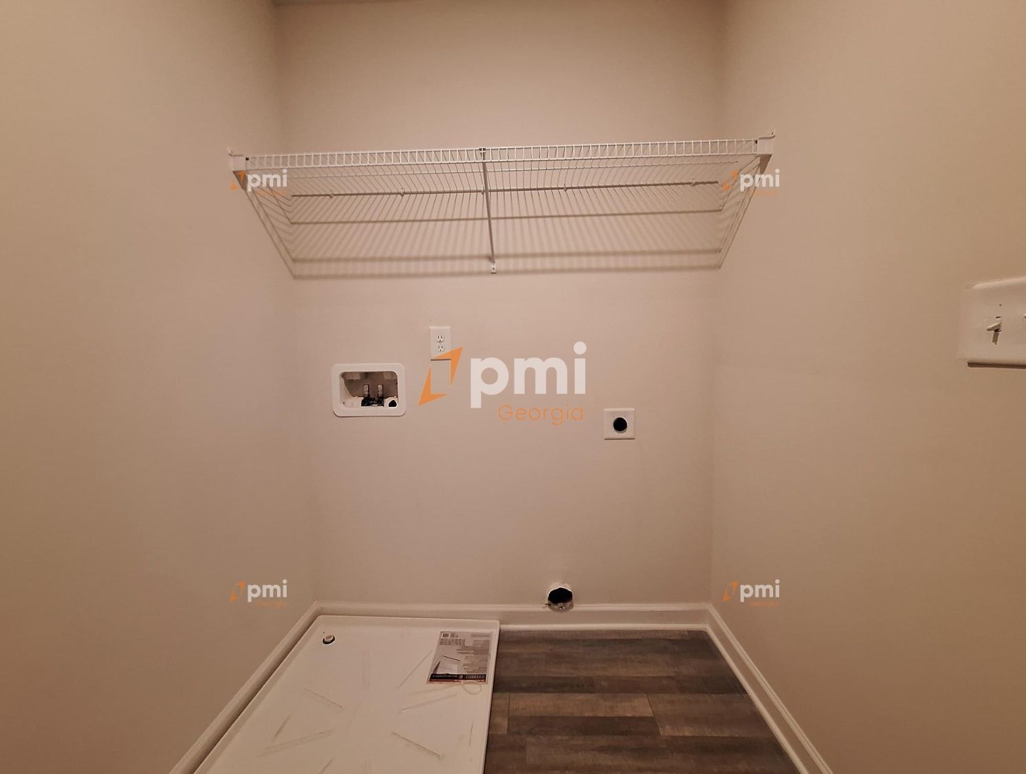 Move in special! Stunning 3 Bedroom Home in Milner, Ga! property image