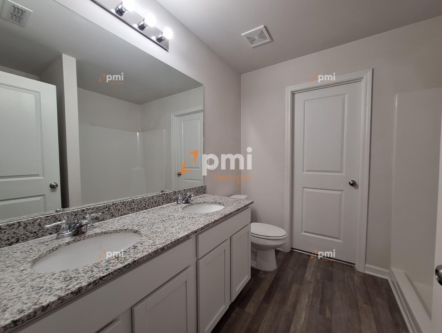 Move in special! Stunning 3 Bedroom Home in Milner, Ga! property image