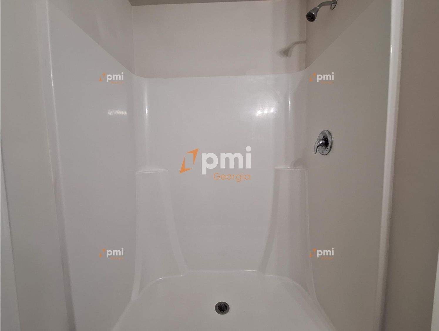 Move in special! Stunning 3 Bedroom Home in Milner, Ga! property image