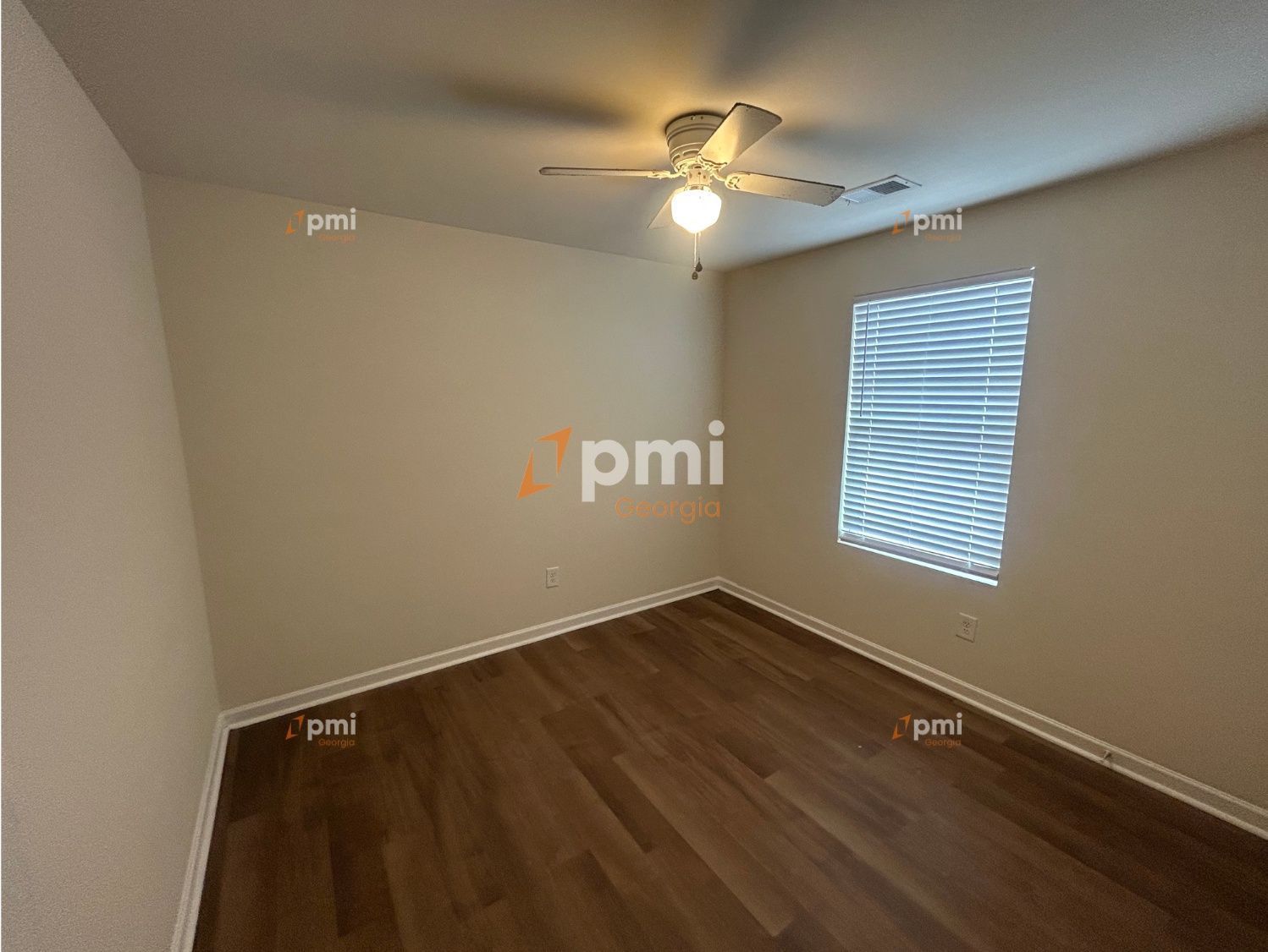 Stunning 3 Bedroom Home in Warner Robins, Ga! property image