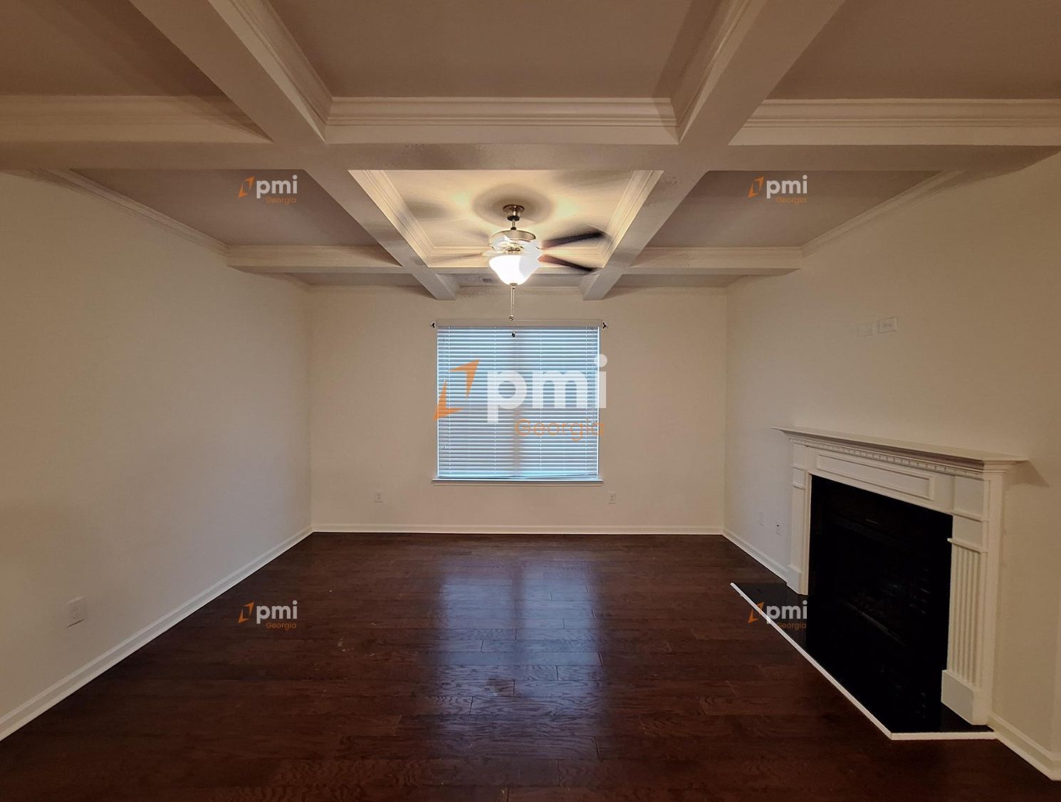 Gorgeous 3 Bedroom Townhome in Fairburn, Ga! property image