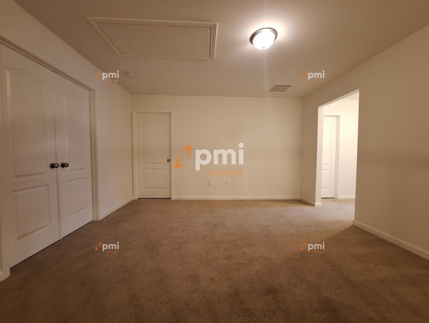 Gorgeous 3 Bedroom Townhome in Fairburn, Ga! property image