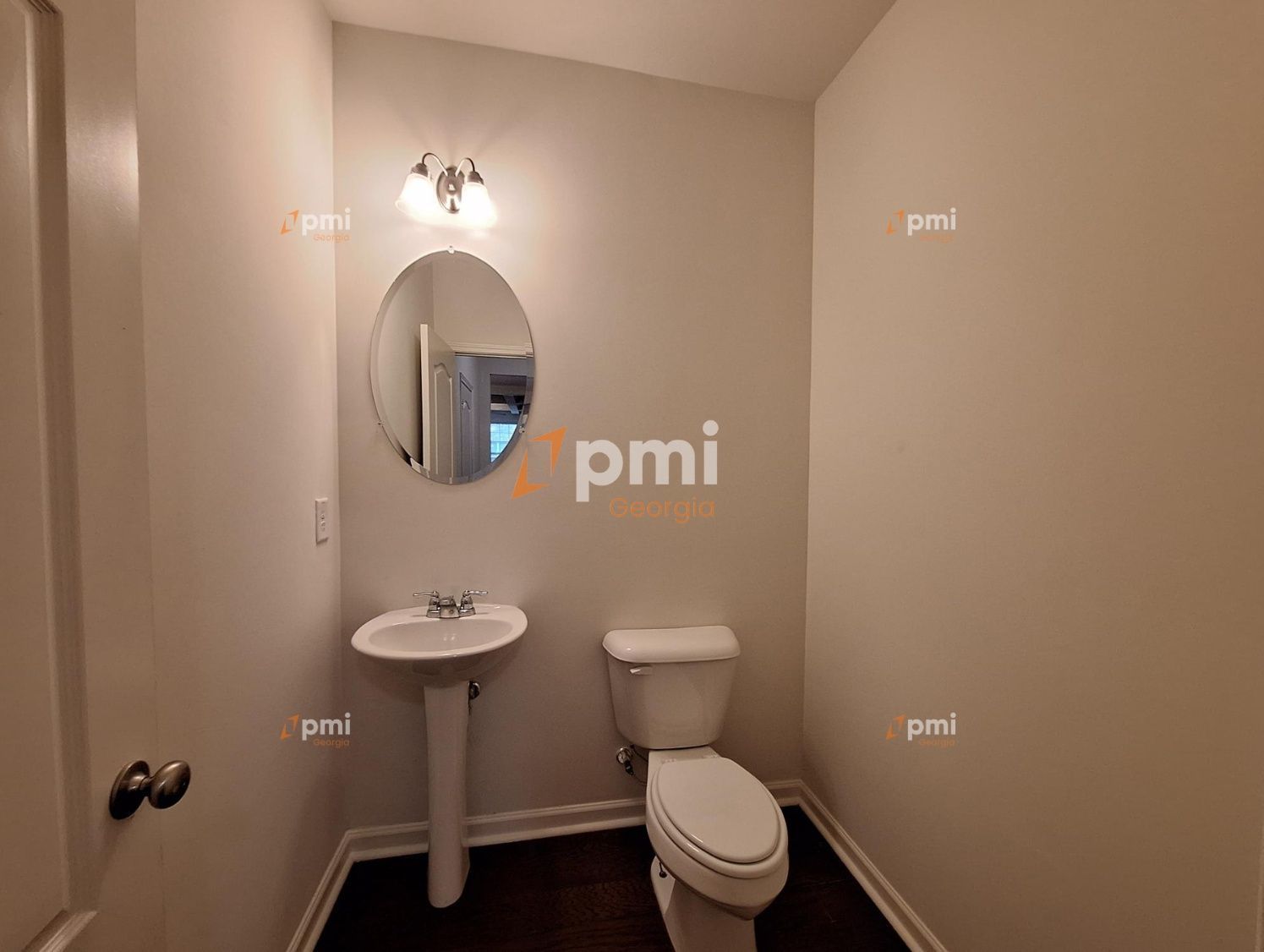 Gorgeous 3 Bedroom Townhome in Fairburn, Ga! property image