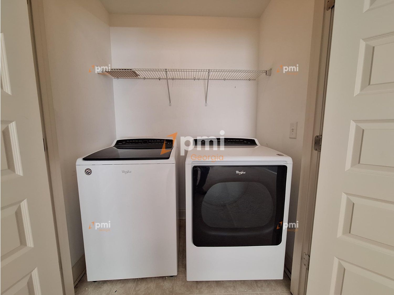 Spacious 3-Bedroom Retreat with 2.5 Baths at 2449 Boulder Road in Vibrant Atlanta! property image