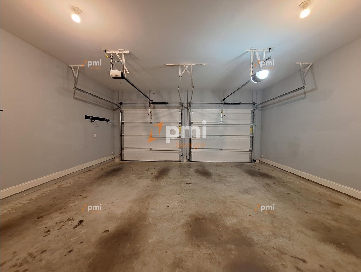 Spacious 3-Bedroom Retreat with 2.5 Baths at 2449 Boulder Road in Vibrant Atlanta! property image