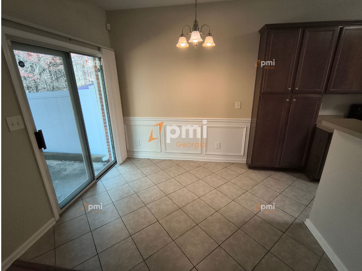 Stunning 3 Bedroom Townhouse in Suwanee, Ga! property image