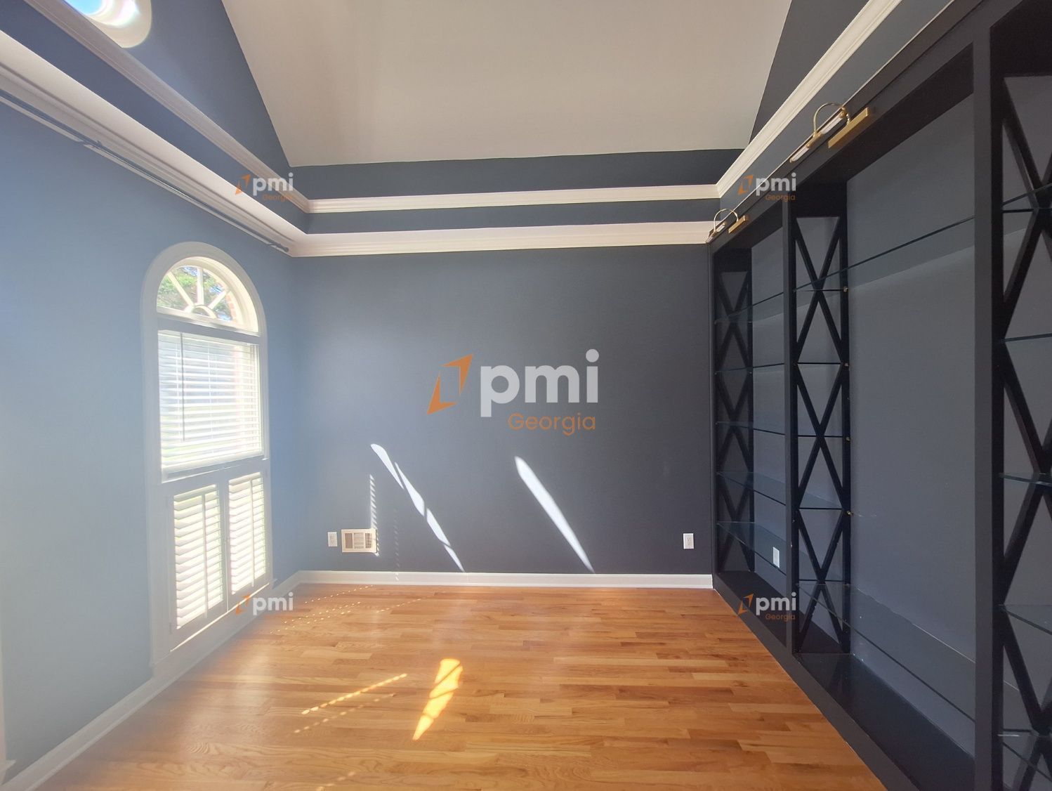 Stunning 4 bedroom Haven in Marietta, Ga! property image