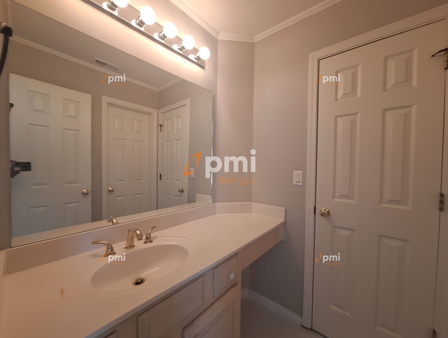 Stunning 4 bedroom Haven in Marietta, Ga! property image