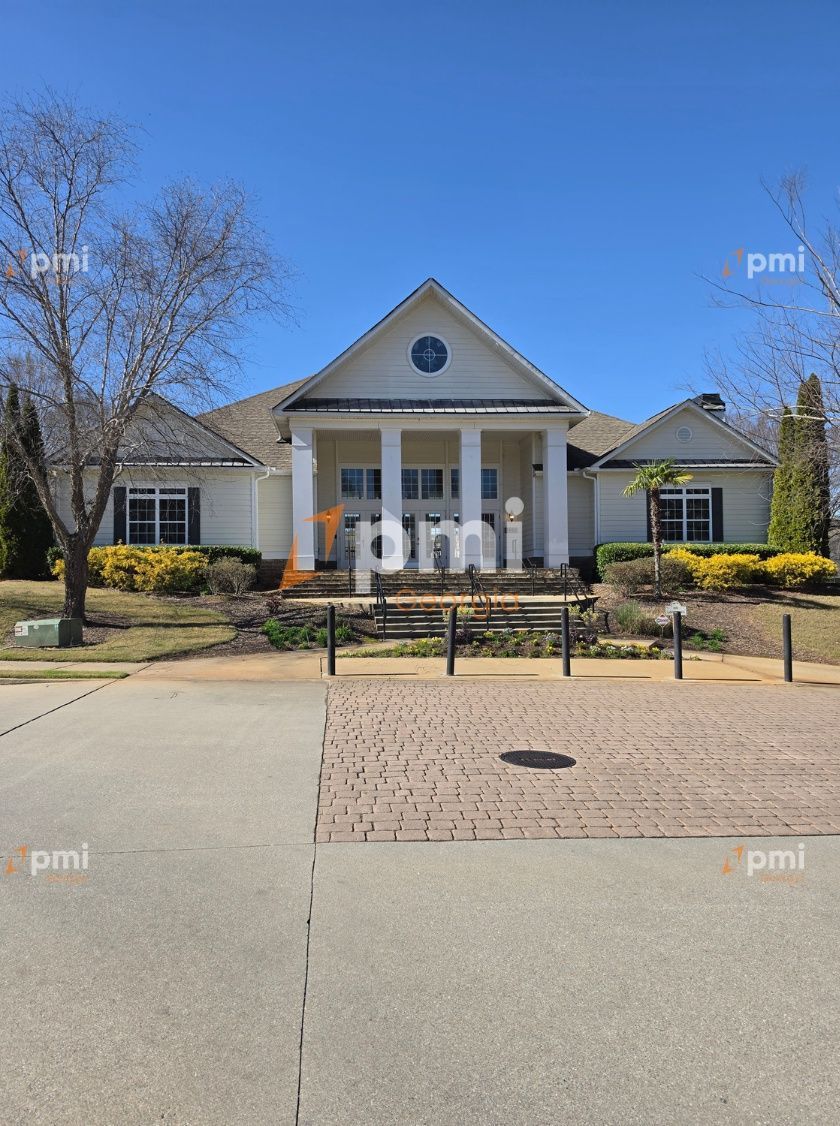 Gorgeous 3 Bedroom Townhome in Fairburn, Ga! property image