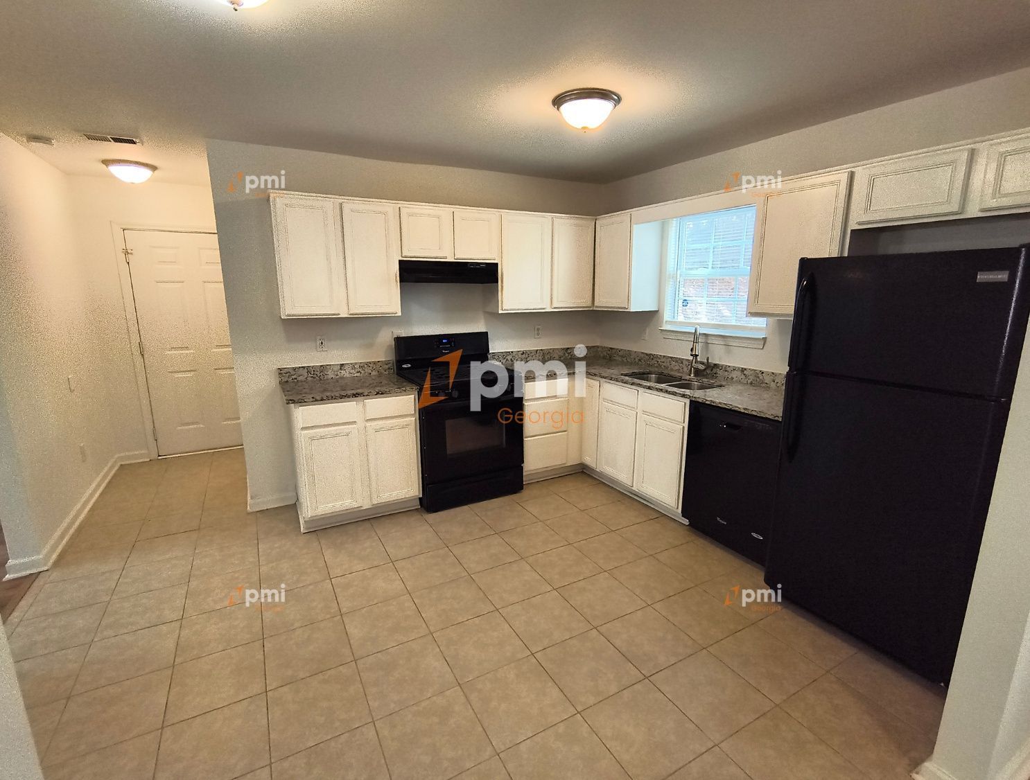 Stunning 3 Bedroom Home in Fairburn, Ga! property image