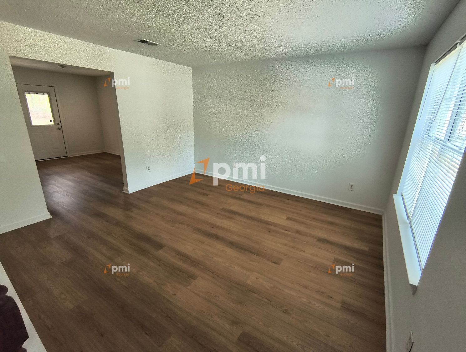 Stunning 3 Bedroom Home in Fairburn, Ga! property image