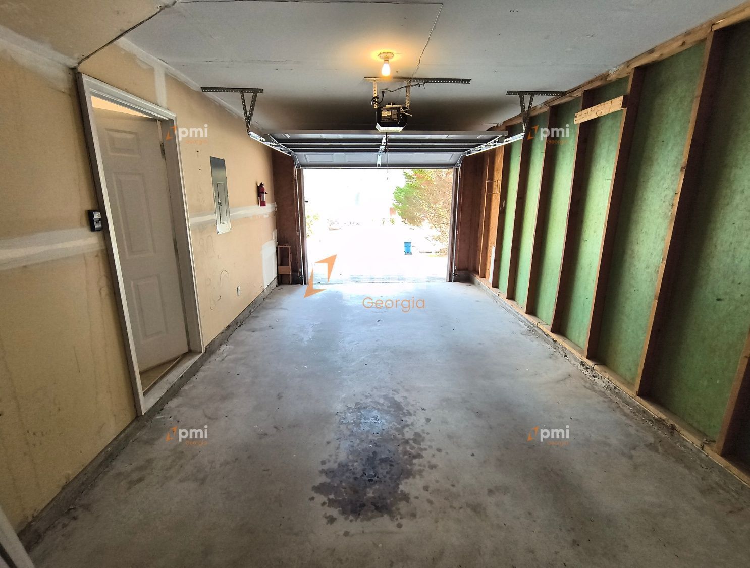 Stunning 3 Bedroom Home in Fairburn, Ga! property image