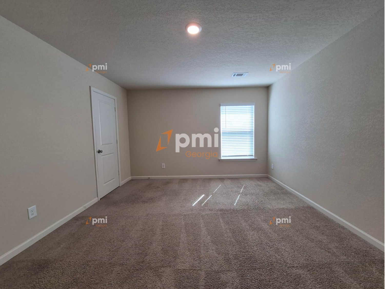 Wonderful 4 Bedroom Home in Locust Grove, Ga! property image