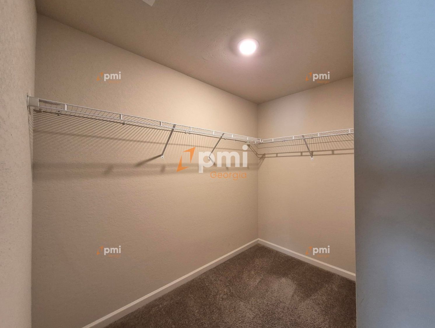 Wonderful 4 Bedroom Home in Locust Grove, Ga! property image