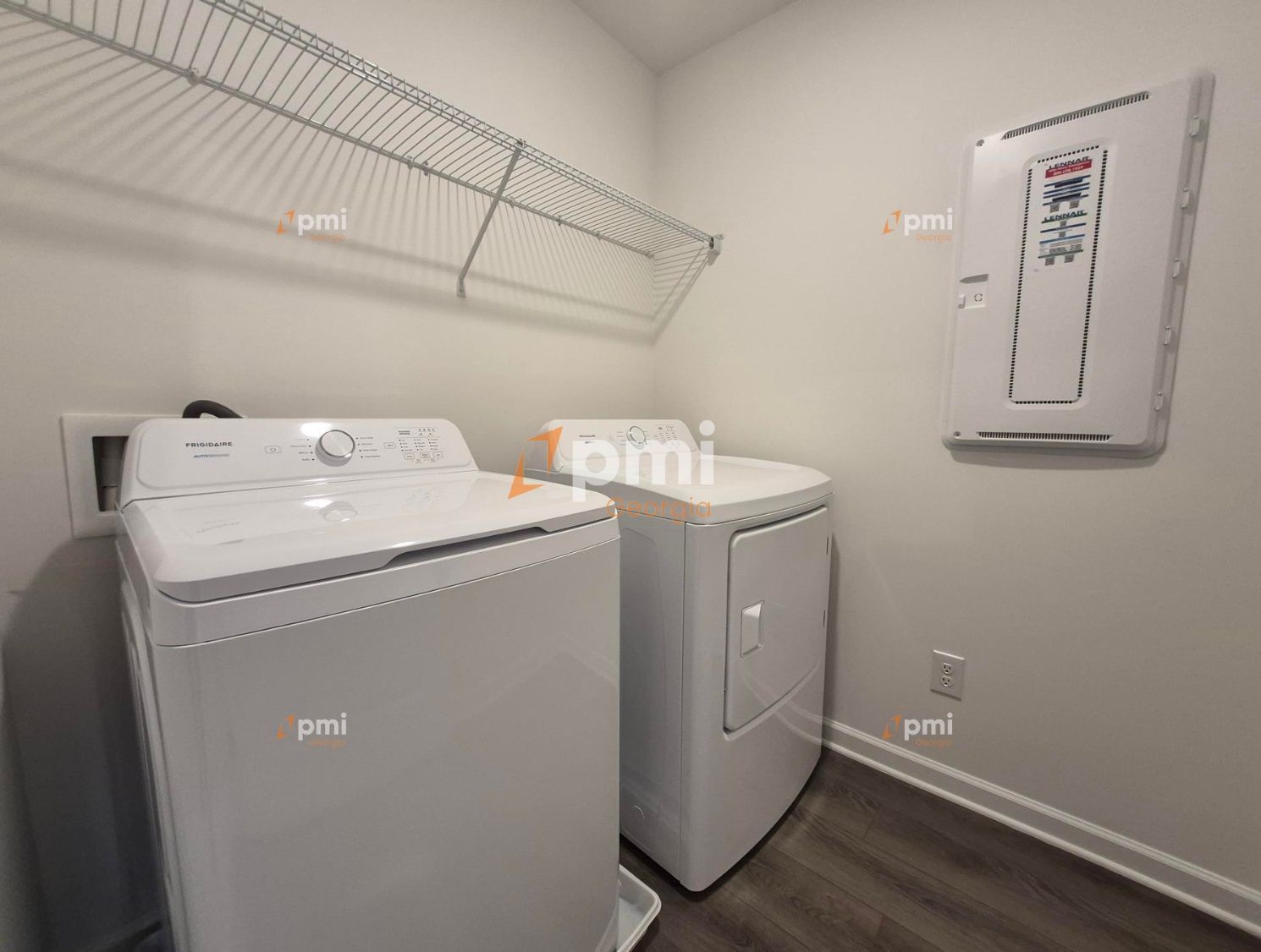 Stunning 3 Bedroom Townhome in McDonough, Ga! property image