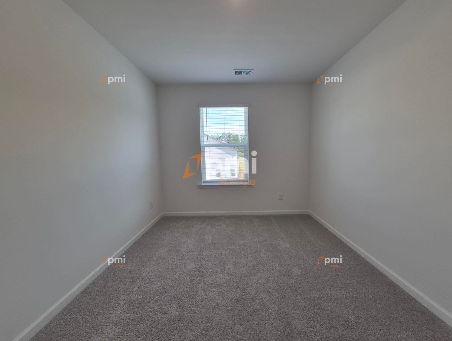 Stunning 3 Bedroom Townhome in McDonough, Ga! property image