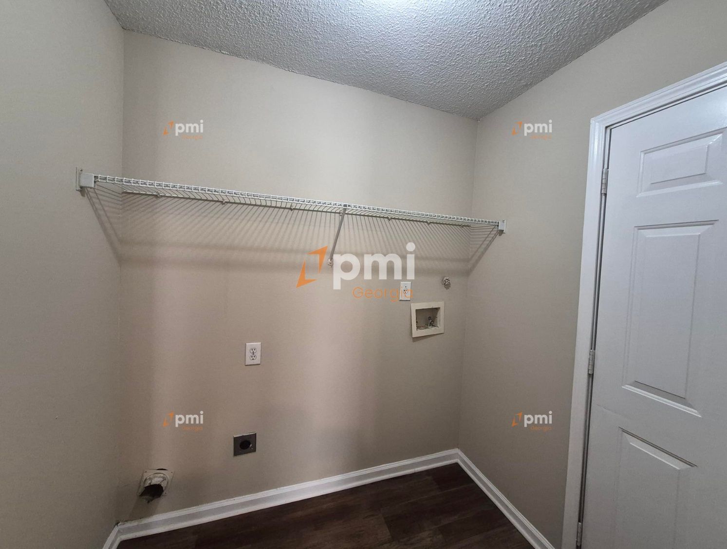 Gorgeous 4 Bedroom Home in Lithonia, Ga! property image