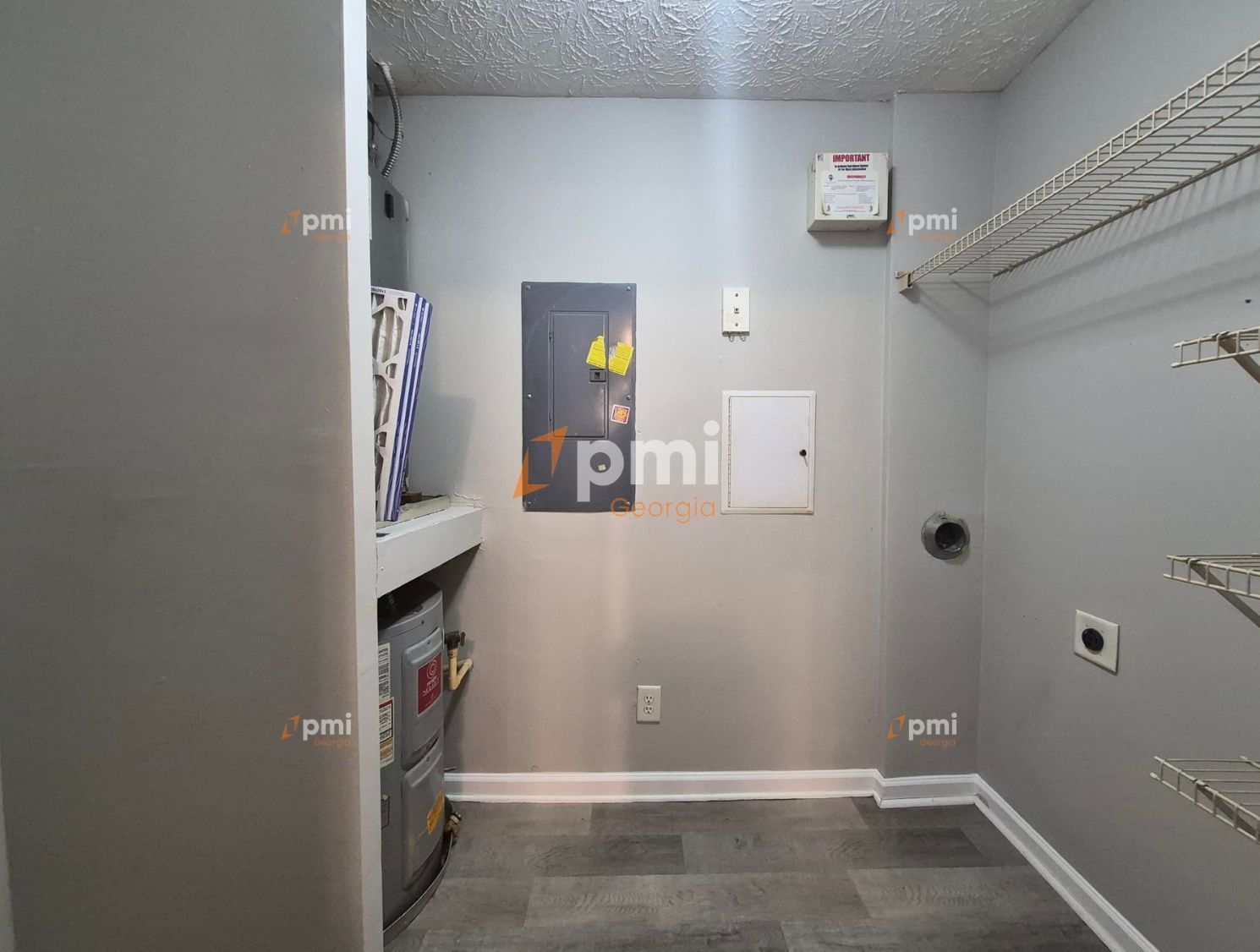 Gorgeous 3 Bedroom Condo in Lithonia, Ga! property image