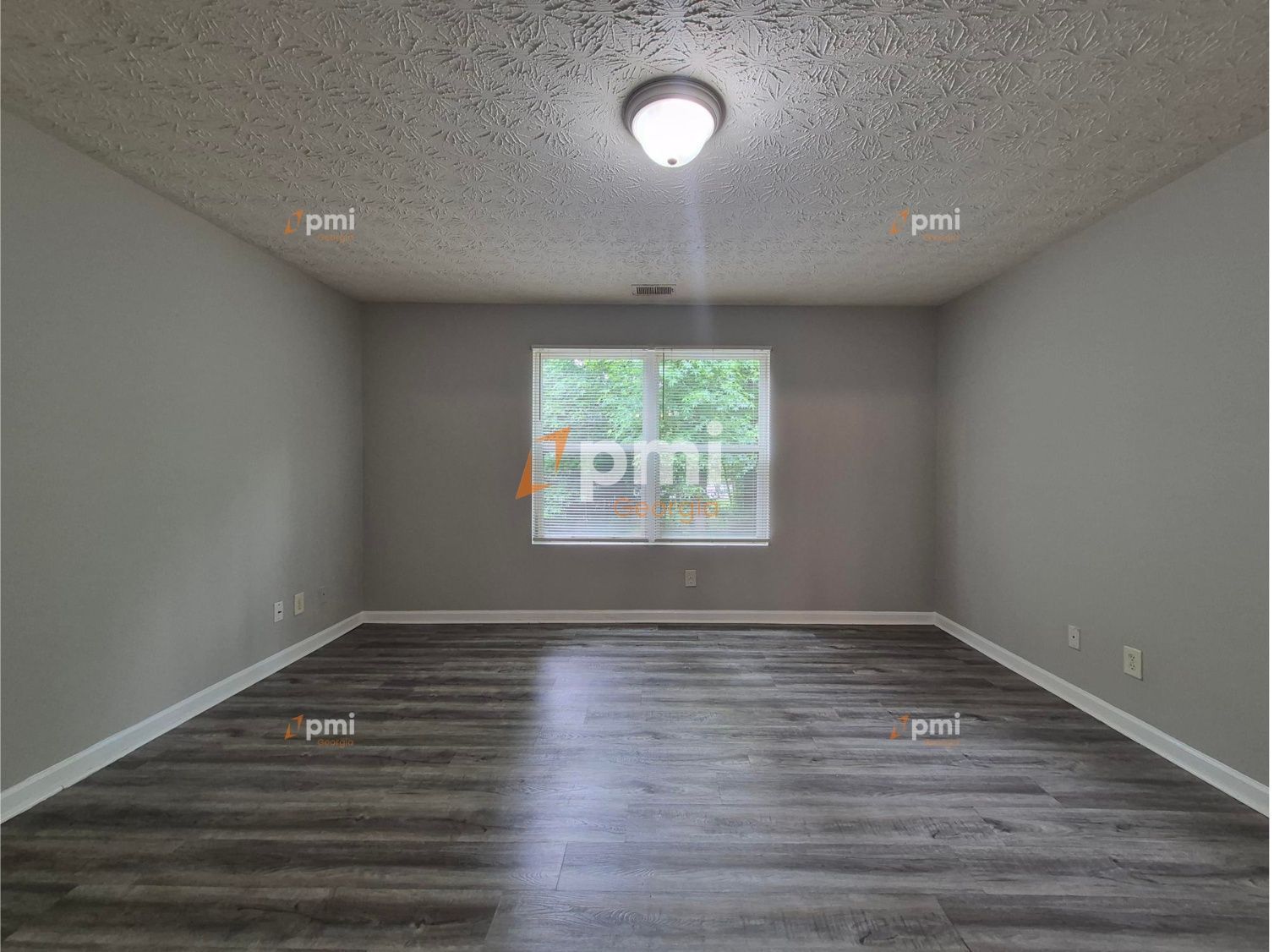 Gorgeous 3 Bedroom Condo in Lithonia, Ga! property image