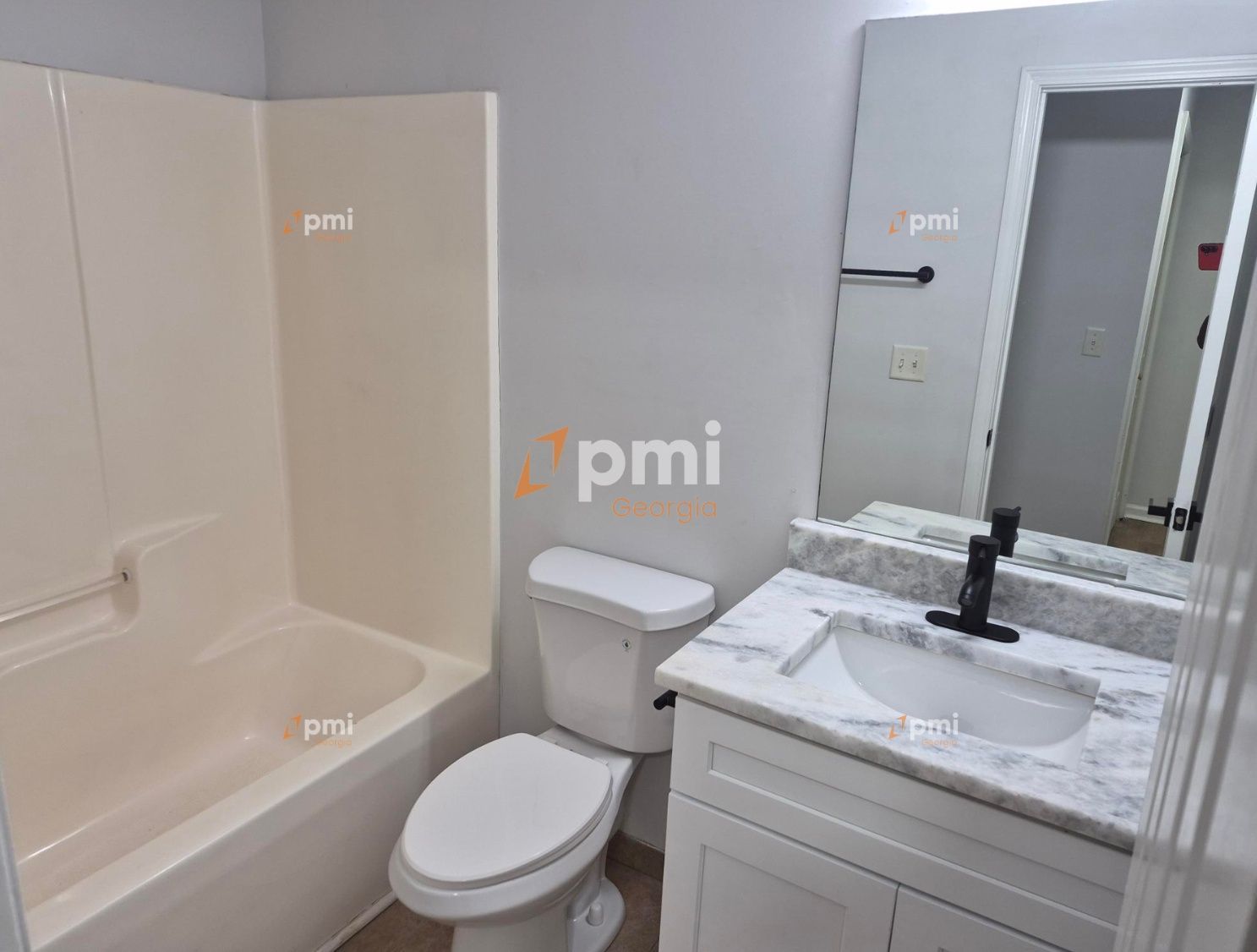 Stunning 3 Bedroom Home in McDonough, Ga! property image