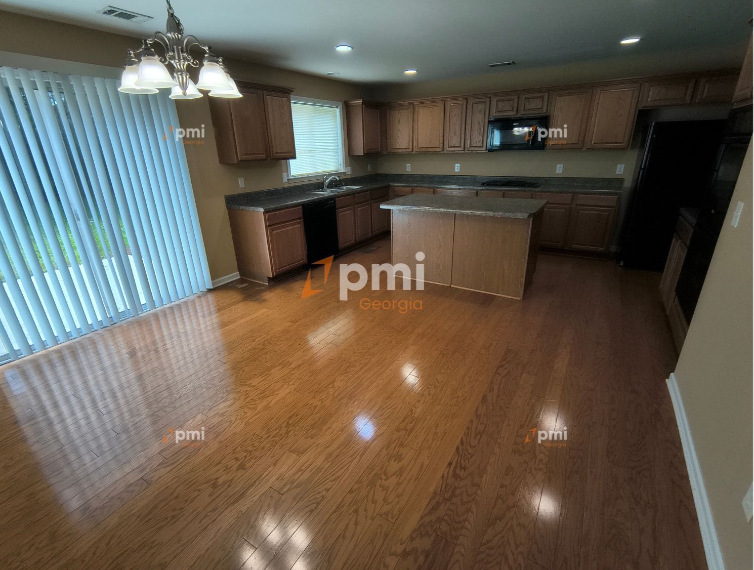 Stunning 3 Bedroom Home in Fairburn, Ga! property image