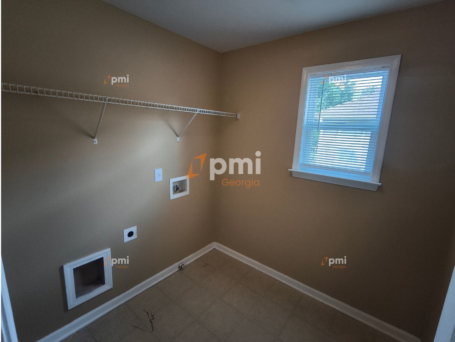 Stunning 3 Bedroom Home in Fairburn, Ga! property image