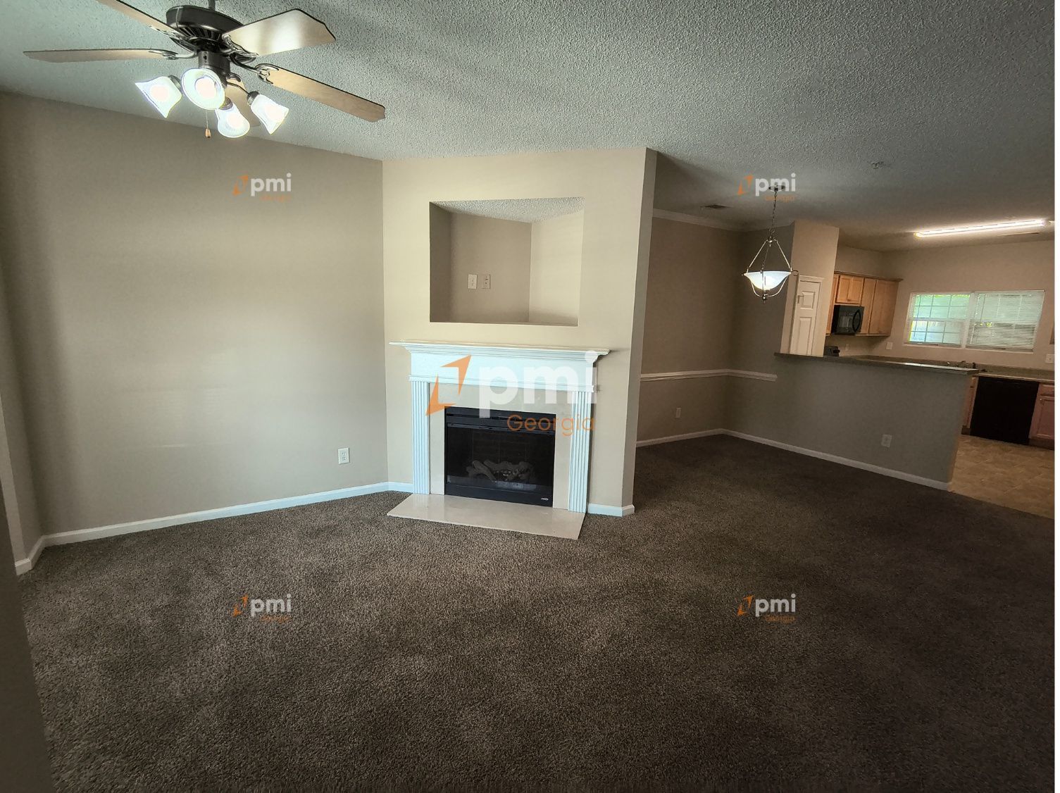 Charming 3-Bed Townhouse in Newnan, Ga! property image