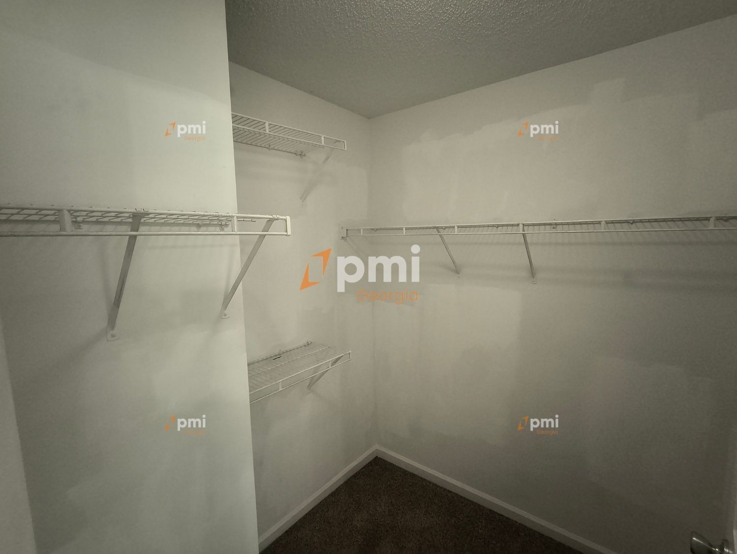 Charming 3-Bed Townhouse in Newnan, Ga! property image