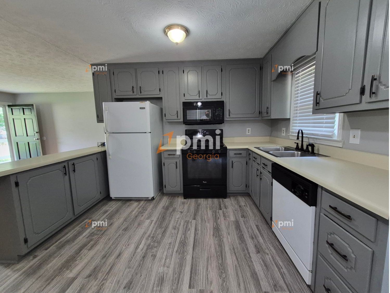 Stunning 3-bedroom home in Hiram, Ga! property image