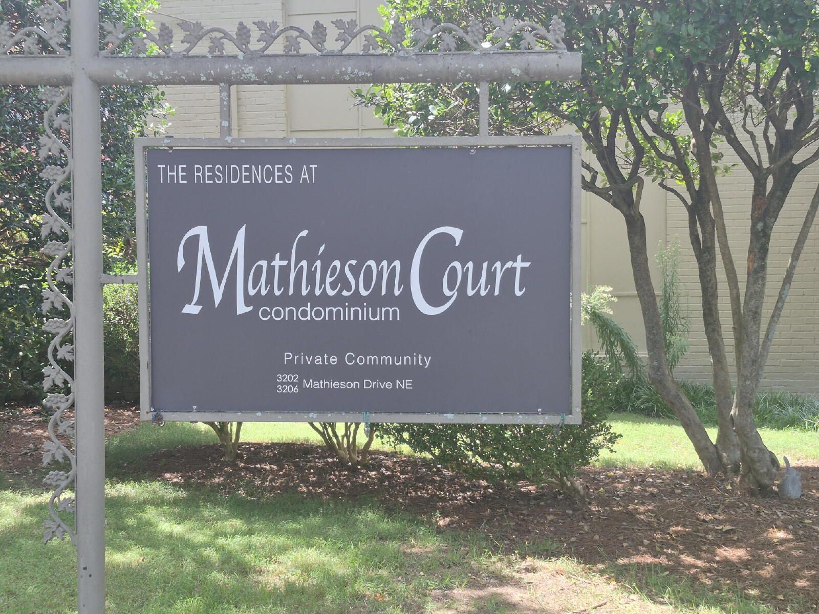 Move in Special! Gorgeous 2 Bedroom Townhome in Atlanta, Ga! property image