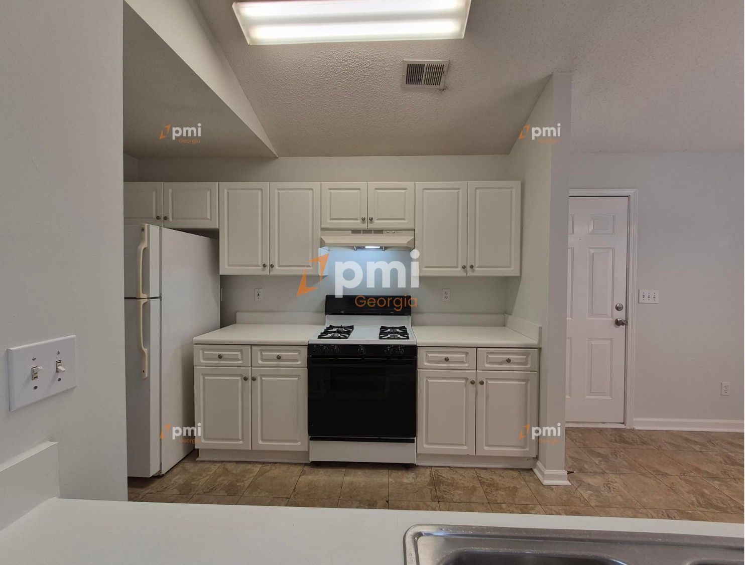 Stunning 3 Bedroom Home in Acworth, Ga! property image