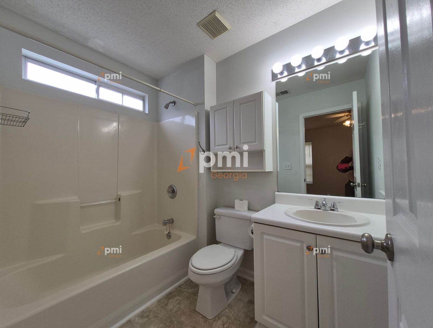 Stunning 3 Bedroom Home in Acworth, Ga! property image