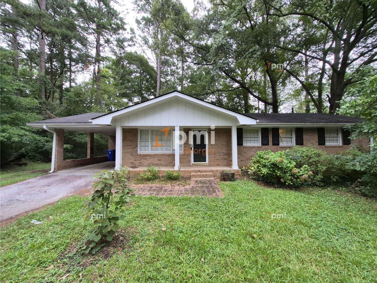 Gorgeous 3 Bedroom Home in Fayetteville, Ga! property image