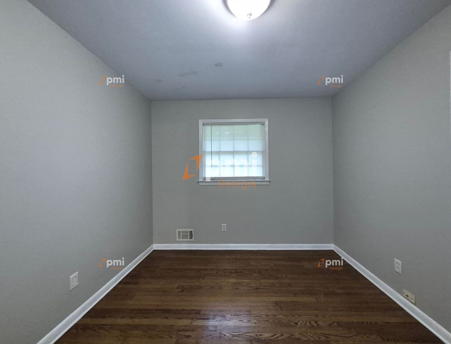 Gorgeous 3 Bedroom Home in Fayetteville, Ga! property image